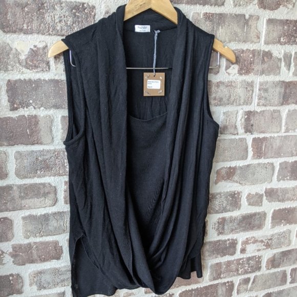 NWT / HELLO NITE! / BLACK SCOOP NECK TANK TOP / SMALL - Picture 2 of 13
